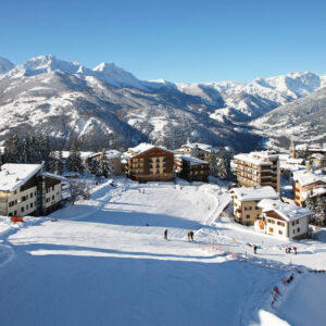 View of the Hotel Stella Alpina from the Clotes ski piste in Sauze d'Oulx